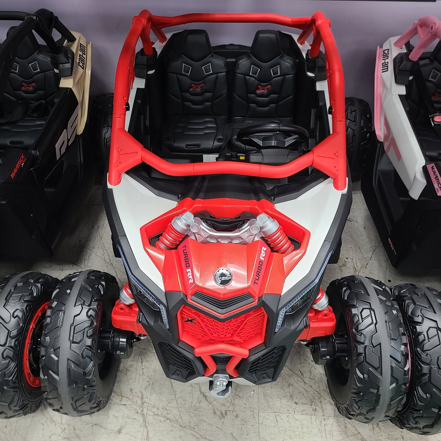 Vehículo todoterreno con control remoto para niños Can-Am