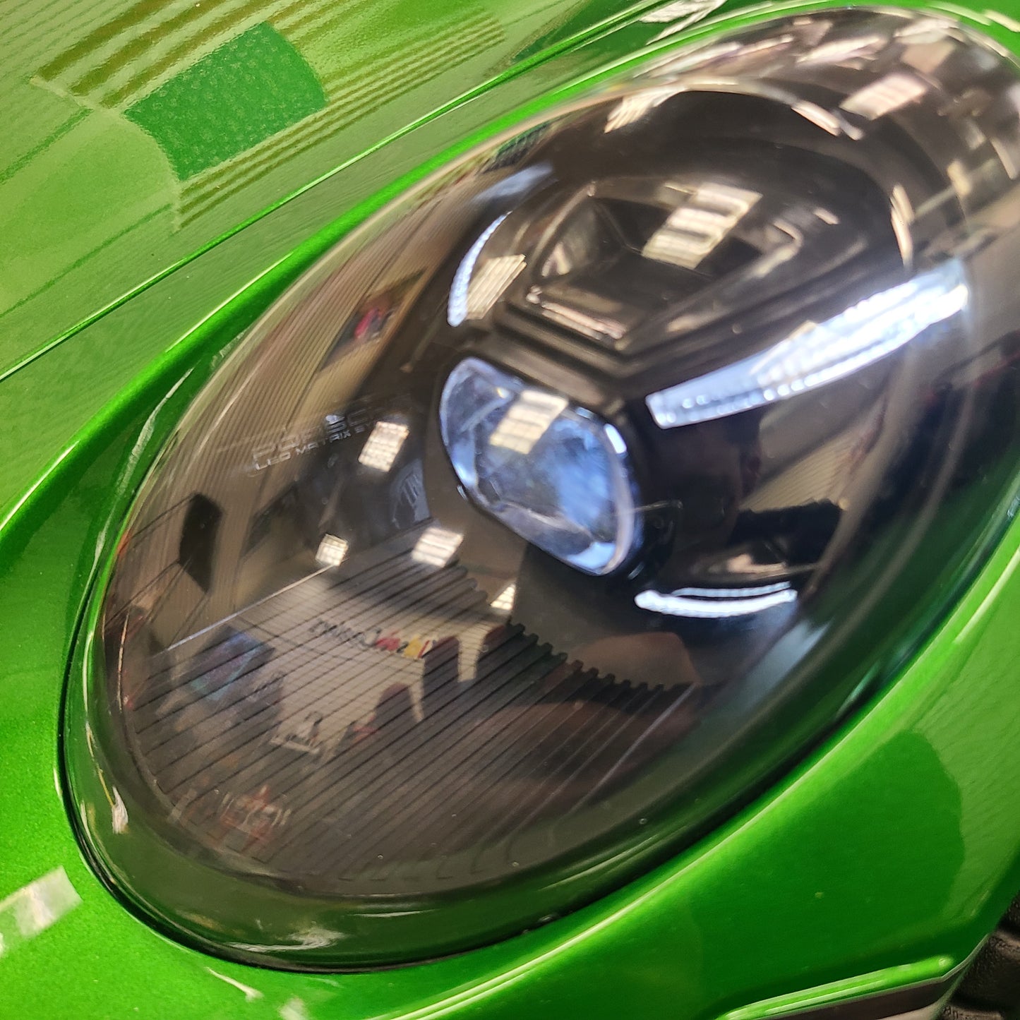 24V Licensed Kids Electric Porsche 911 GT3