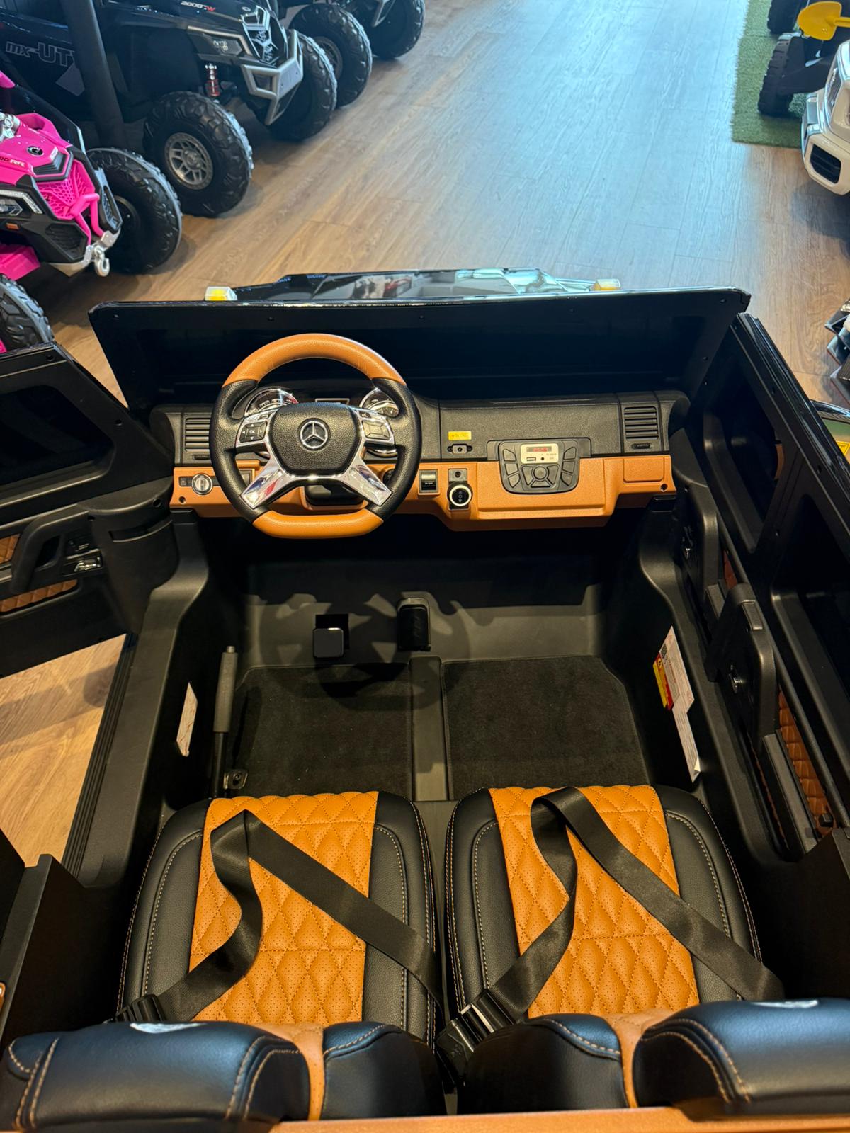 Giant Mercedes Maybach G 650