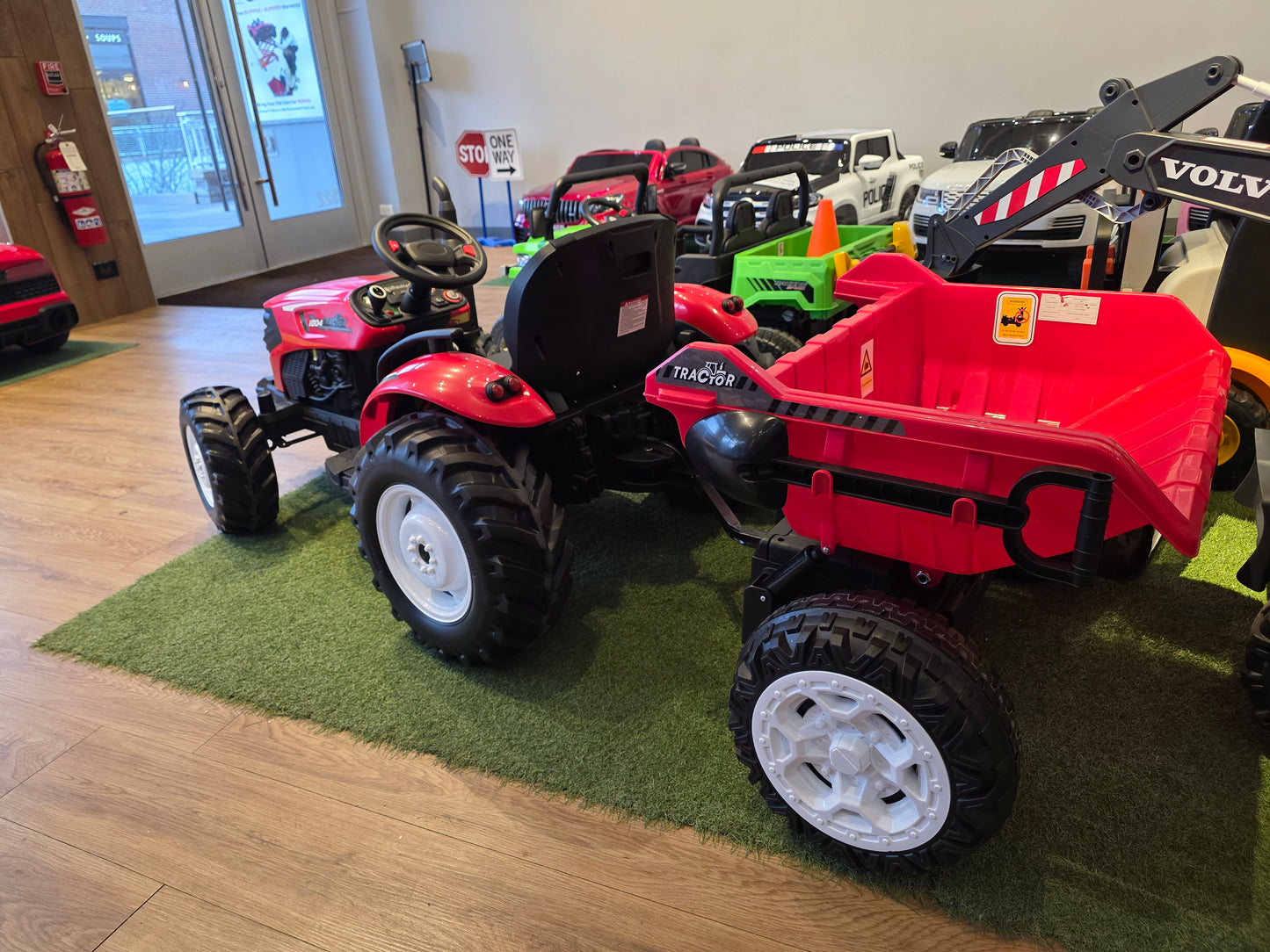 2025 Electric Kids Ride-On Tractor with Dumping Trailer