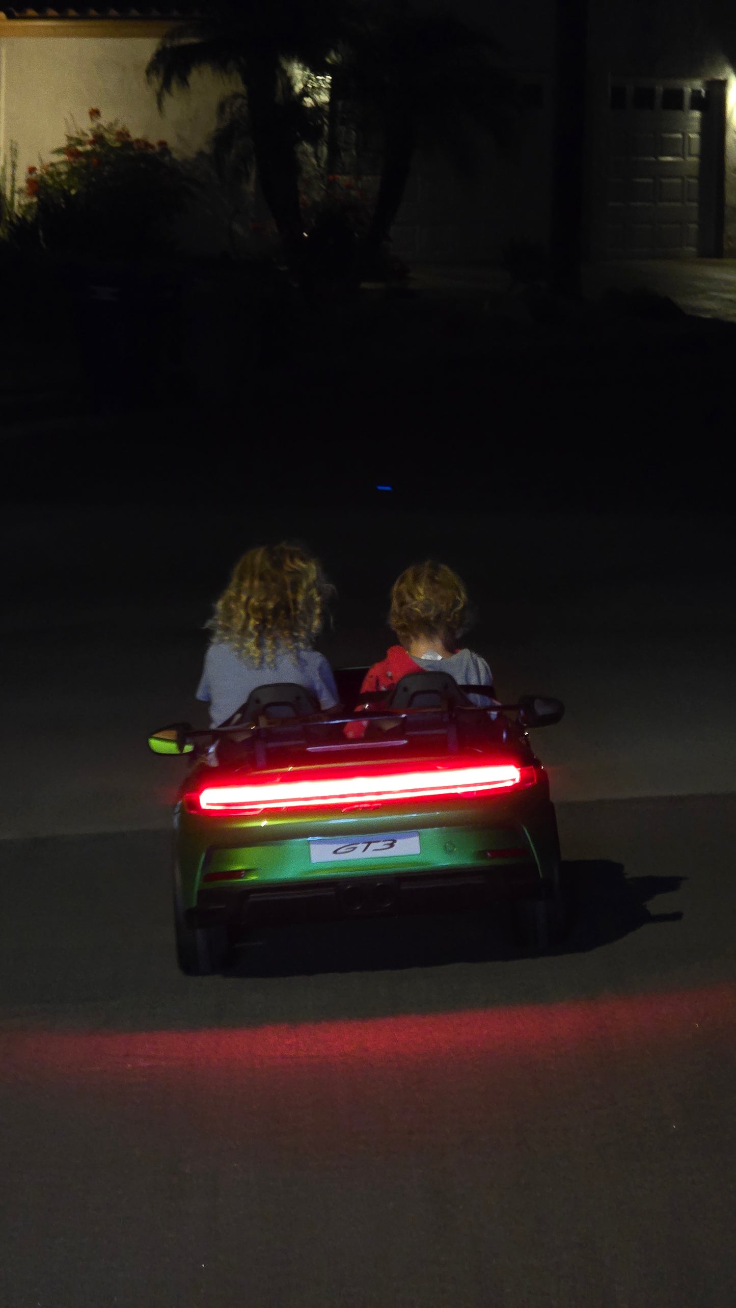 24V Licensed Kids Electric Porsche 911 GT3