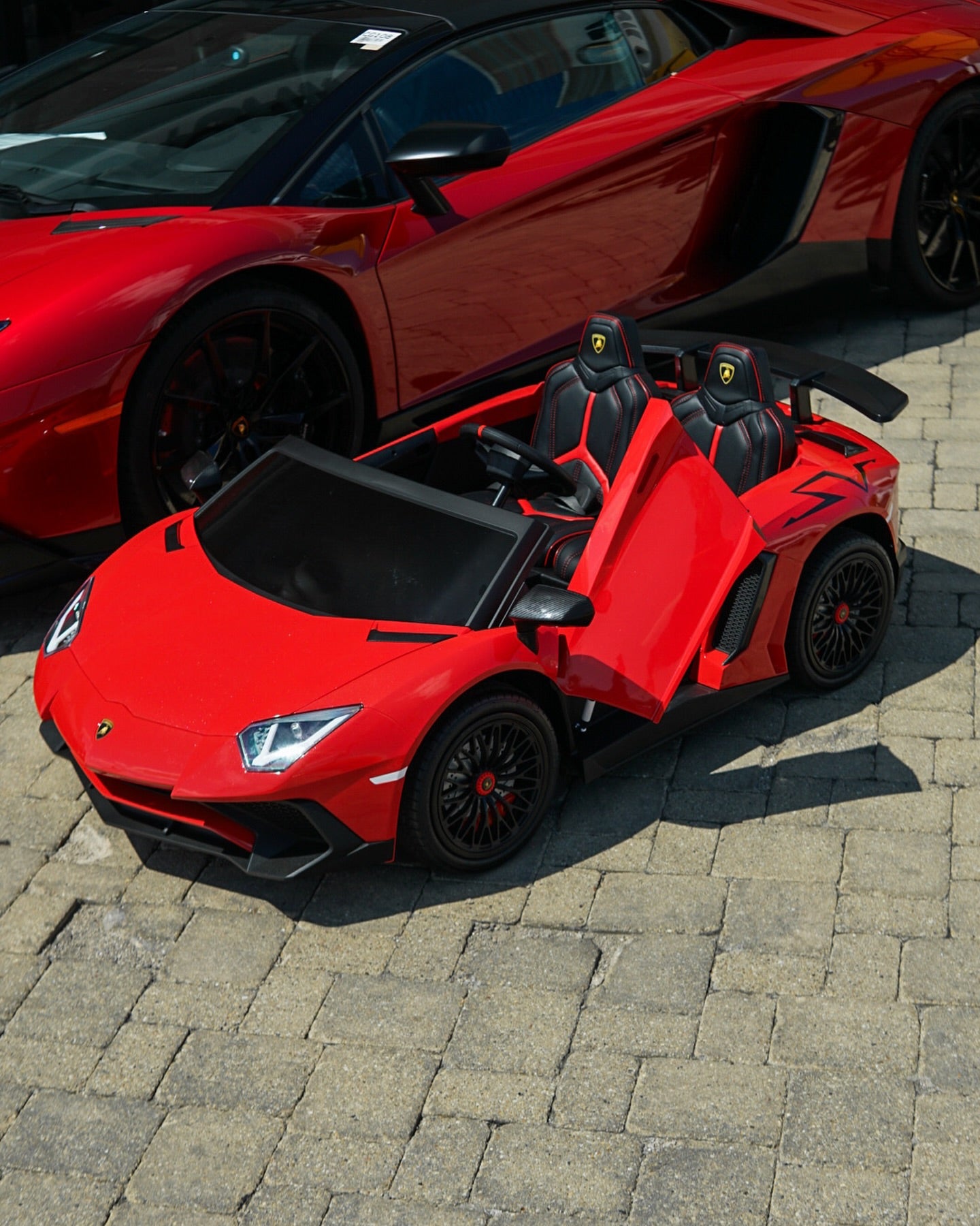 Kids-electric-red-lamborghini