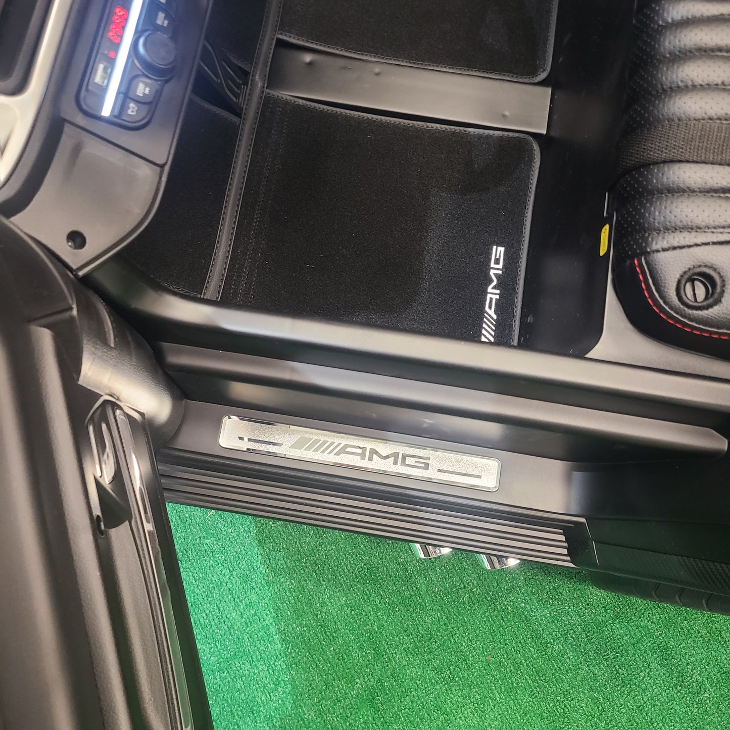 Kids Mercedes AMG G63 24V Ride-On Car | Licensed