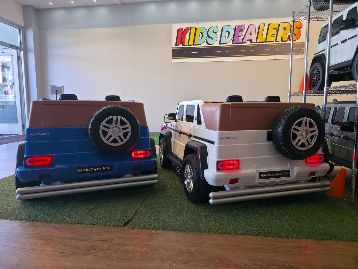 Giant Mercedes Maybach G 650 | XXL