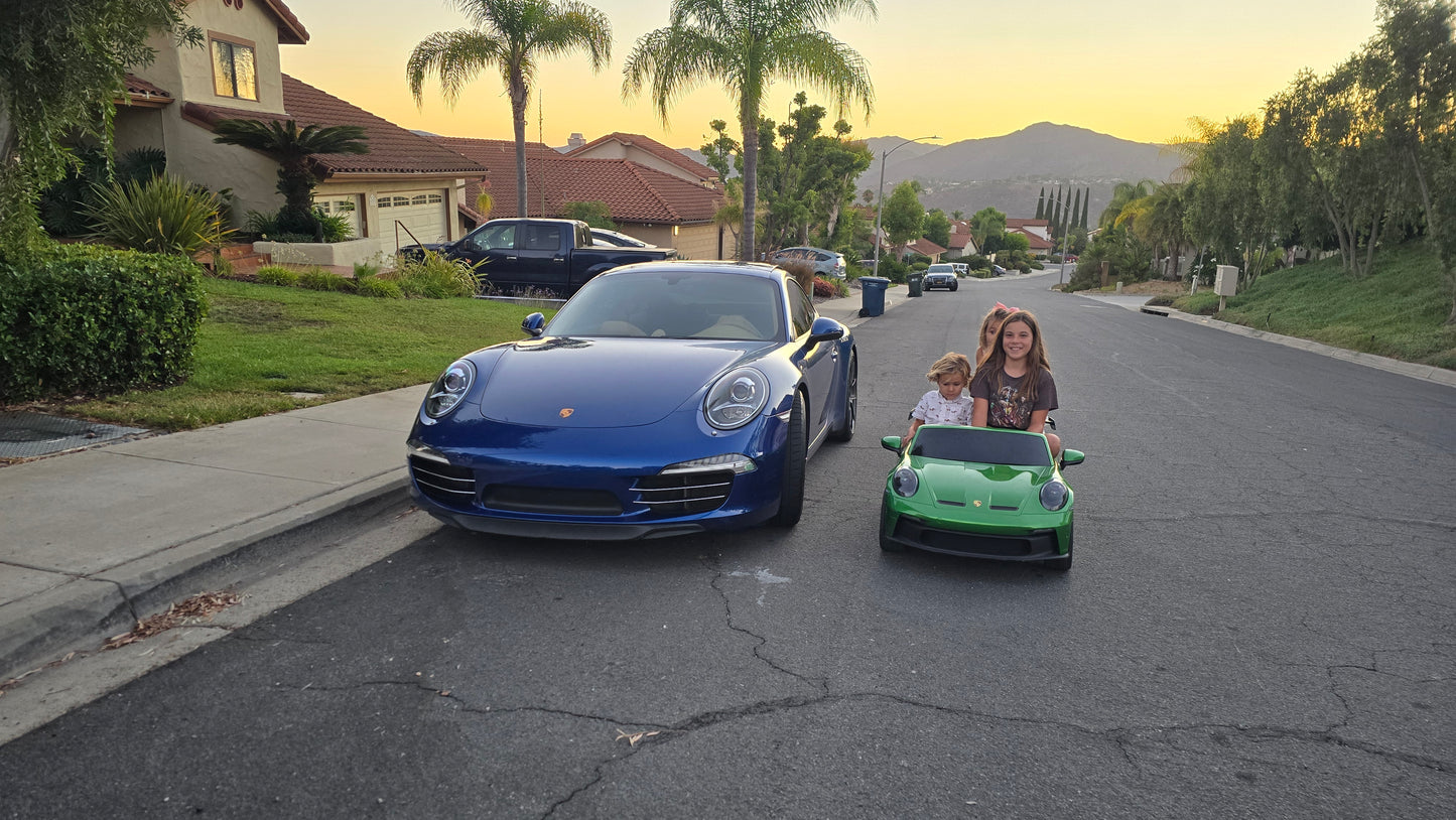 24V Licensed Kids Electric Porsche 911 GT3