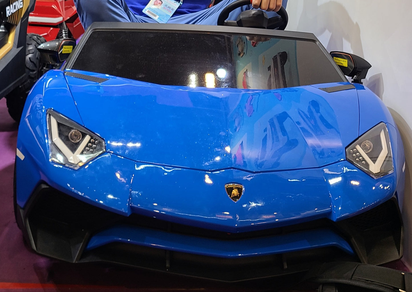 Lamborghini enorme