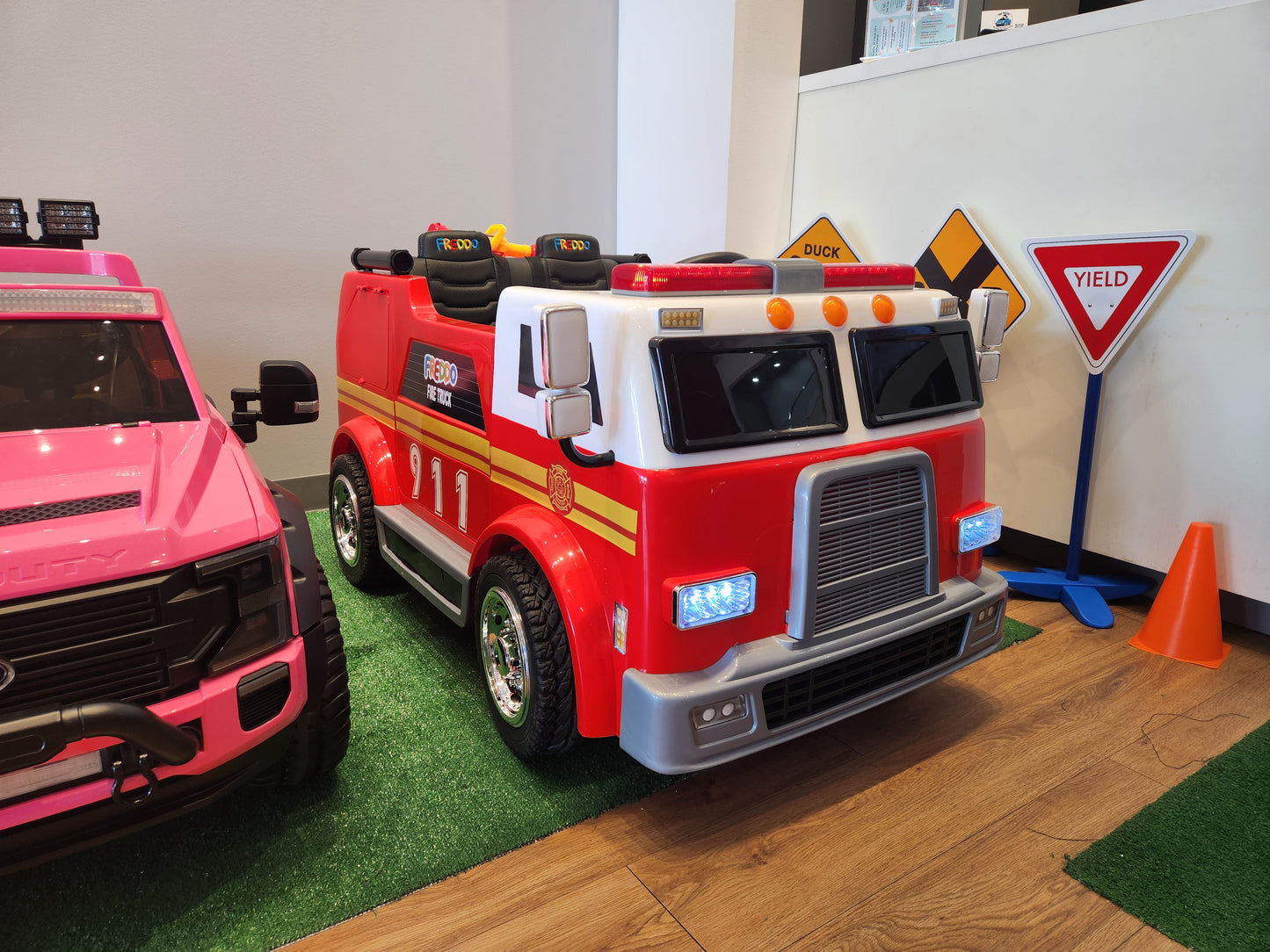 Camión de bomberos de 2 plazas