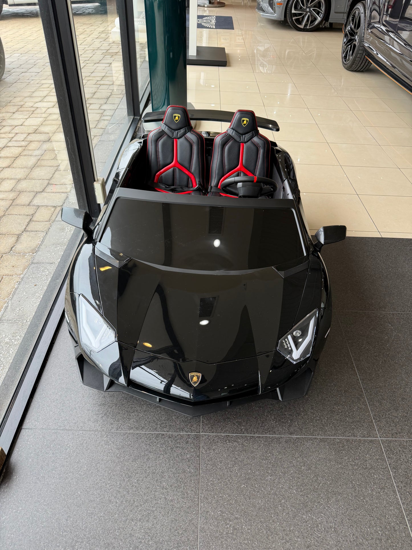 Lamborghini enorme