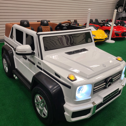 Giant Mercedes Maybach G 650 (2025 Edition)